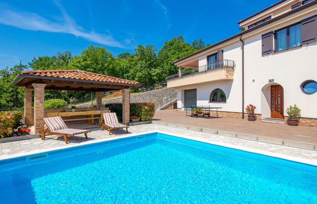 Casa de 7 quartos em Kastav com piscina privada e jardim - Foto 12