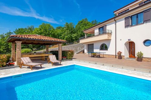 Photo 12 - Maison de 6 chambres à Kastav avec piscine privée et vues à la mer