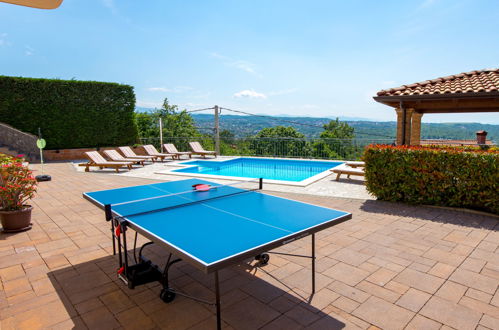 Photo 14 - Maison de 6 chambres à Kastav avec piscine privée et vues à la mer