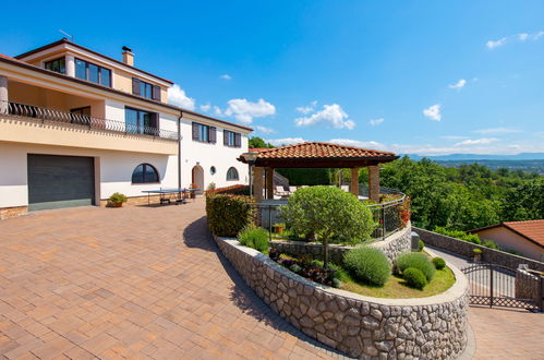 Photo 16 - Maison de 6 chambres à Kastav avec piscine privée et jardin