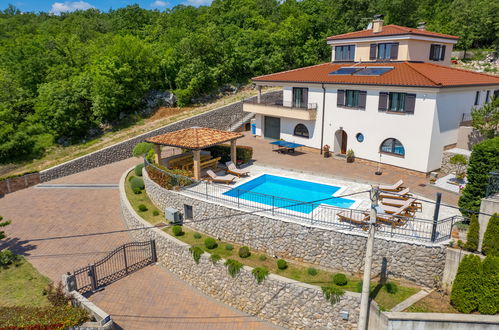 Photo 3 - Maison de 6 chambres à Kastav avec piscine privée et vues à la mer