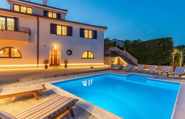 Casa de 7 quartos em Kastav com piscina privada e jardim - Foto 26
