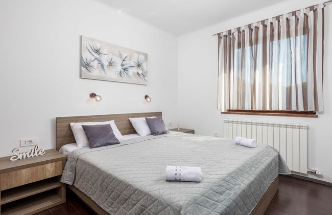Casa de 7 quartos em Kastav com piscina privada e jardim - Foto 27