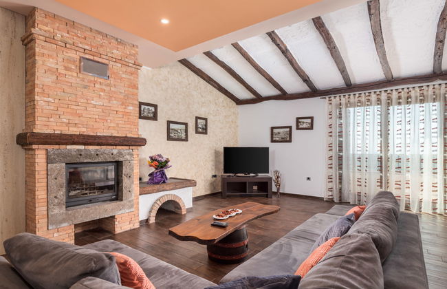 Casa de 7 quartos em Kastav com piscina privada e jardim - Foto 9