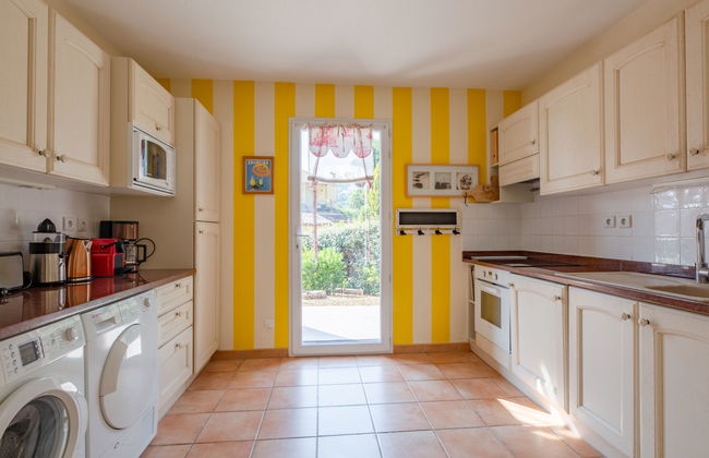 Casa de 4 quartos em Roquebrune-sur-Argens com piscina e jardim - Foto 17