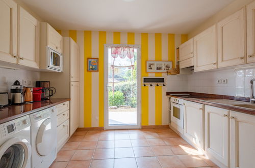 Foto 17 - Casa con 3 camere da letto a Roquebrune-sur-Argens con piscina e giardino