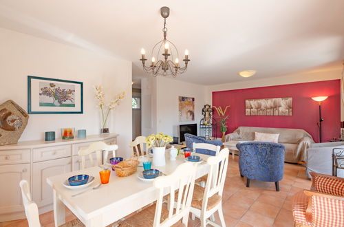 Foto 7 - Casa con 3 camere da letto a Roquebrune-sur-Argens con piscina e giardino