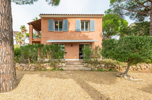 Foto 3 - Casa de 3 habitaciones en Roquebrune-sur-Argens con piscina y vistas al mar