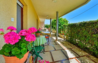 Photo 3 - 1 bedroom Apartment in Opatija with garden and terrace