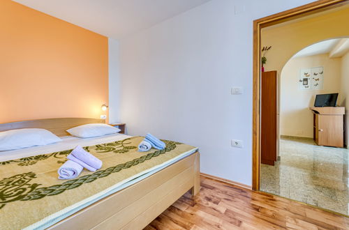 Photo 17 - 1 bedroom Apartment in Opatija with garden and terrace