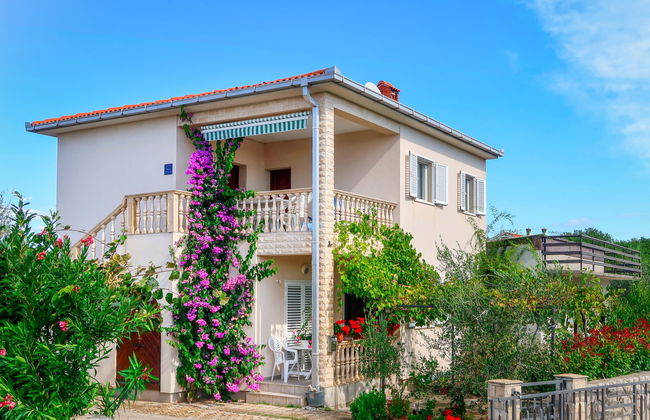 Apartment mit 3 Schlafzimmern in Krk mit garten und terrasse - Foto 1