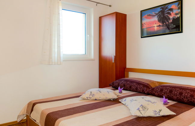 Apartment mit 3 Schlafzimmern in Krk mit garten und terrasse - Foto 9