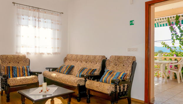 Apartamento de 3 quartos em Krk com jardim e terraço - Foto 4