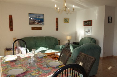Foto 9 - Apartamento de 2 quartos em Saint-Cyr-sur-Mer com terraço e vistas do mar