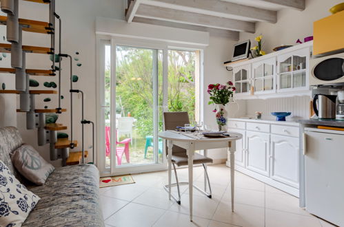 Photo 9 - Maison de 1 chambre à La Haye avec jardin et terrasse