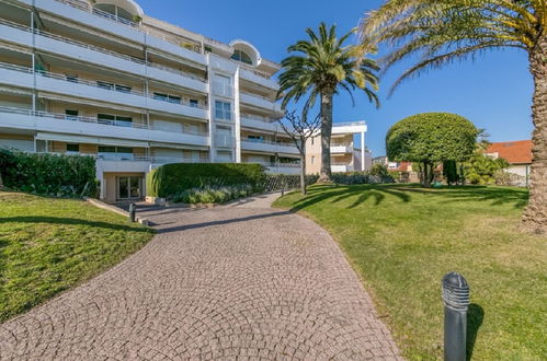 Foto 5 - Apartment mit 1 Schlafzimmer in Cannes mit schwimmbad und blick aufs meer