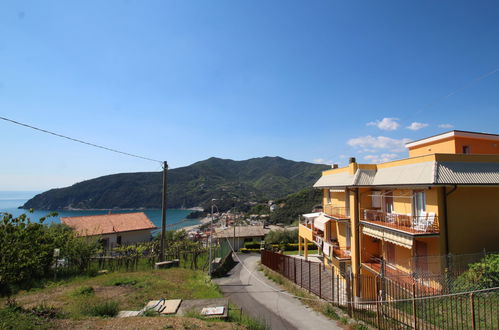 Foto 1 - Apartamento de 3 quartos em Moneglia com terraço e vistas do mar