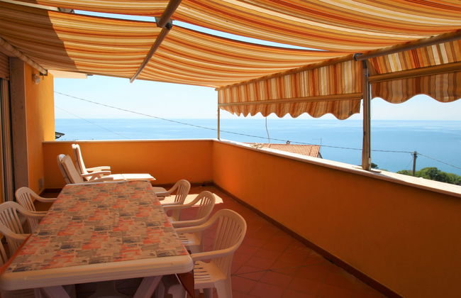 Apartamento de 4 quartos em Moneglia com terraço - Foto 2