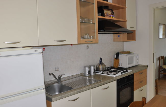 Casa de 6 quartos em Lazise com piscina e jardim - Foto 12