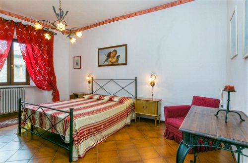 Foto 17 - Apartment mit 4 Schlafzimmern in Montecatini Val di Cecina mit terrasse
