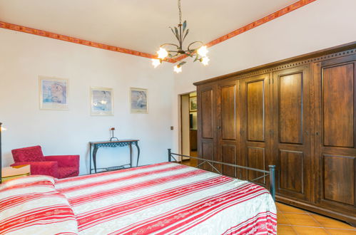 Photo 16 - 4 bedroom Apartment in Montecatini Val di Cecina with terrace