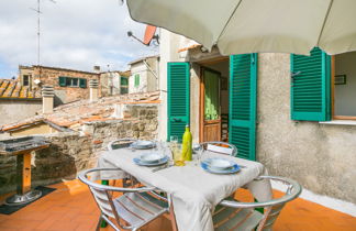 Foto 1 - Apartment mit 4 Schlafzimmern in Montecatini Val di Cecina mit terrasse