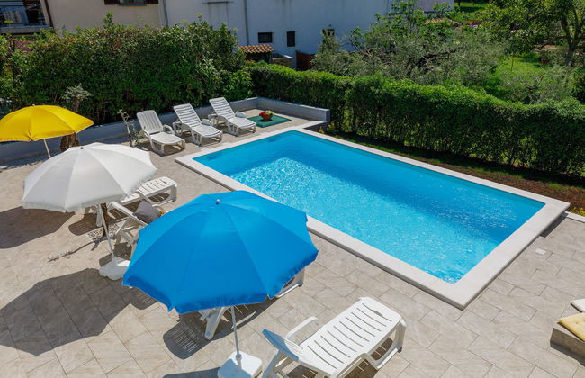 Casa de 5 quartos em Poreč com piscina privada e jardim - Foto 7