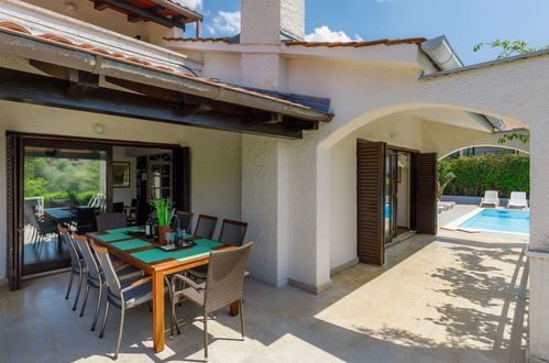 Photo 9 - Maison de 4 chambres à Poreč avec piscine privée et jardin