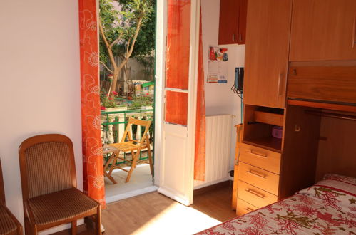 Foto 8 - Apartamento de 1 quarto em Sanremo com vistas do mar