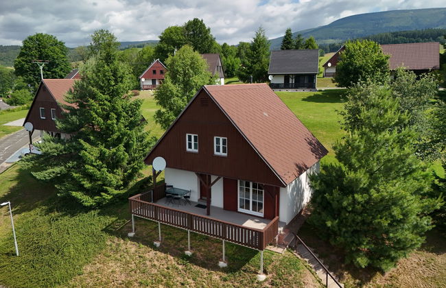 Casa de 3 quartos em Černý Důl com piscina e jardim - Foto 18