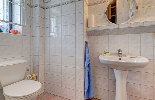 Casa de 3 quartos em Łodygowice com jardim e terraço - Foto 24