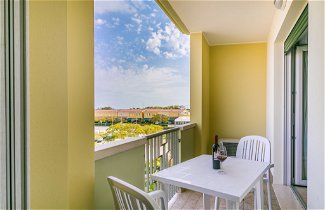 Photo 3 - 1 bedroom Apartment in Caorle with terrace and sea view