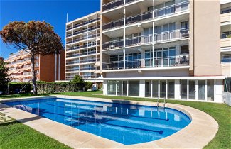Foto 1 - Apartment mit 3 Schlafzimmern in Sant Vicenç de Montalt mit schwimmbad und blick aufs meer