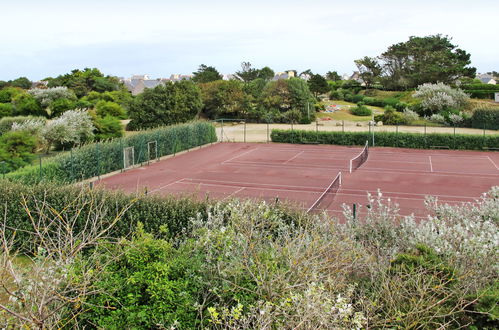 Photo 15 - Maison de 2 chambres à Cléder avec jardin et vues à la mer