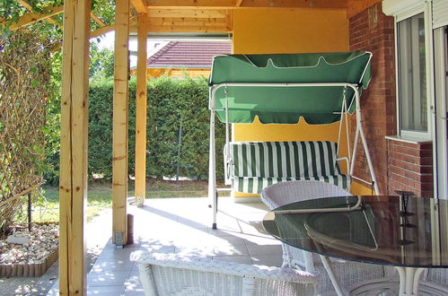 Photo 15 - 2 bedroom House in Balatonfenyves with garden and terrace