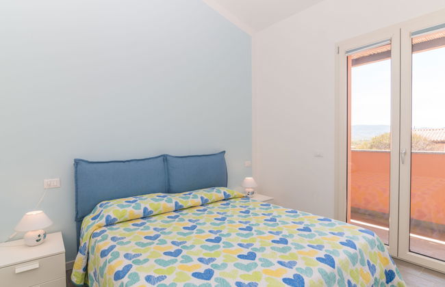 Casa de 4 quartos em Badesi com piscina e jardim - Foto 14
