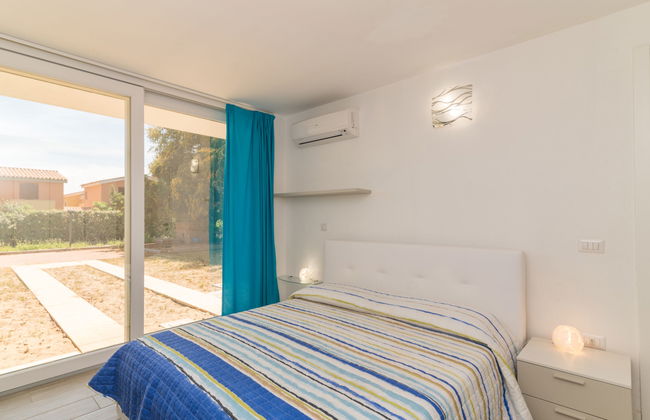 Casa de 4 quartos em Badesi com piscina e jardim - Foto 8