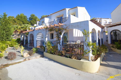 Foto 5 - Casa de 3 quartos em Calp com piscina e jardim