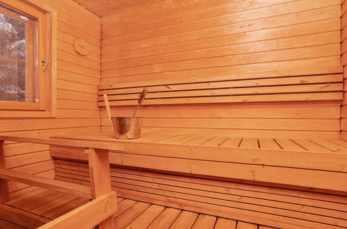 Foto 14 - Casa de 2 quartos em Kuusamo com sauna e vista para a montanha