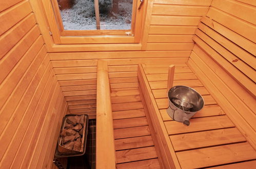 Foto 15 - Casa de 2 quartos em Kuusamo com sauna e vista para a montanha