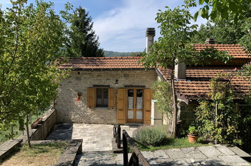 Foto 1 - Casa con 3 camere da letto a Casteldelci con giardino