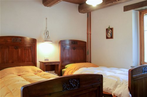 Foto 15 - Haus mit 3 Schlafzimmern in Casteldelci mit garten