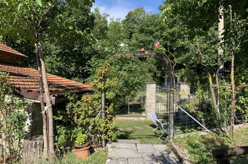 Foto 31 - Casa de 3 habitaciones en Casteldelci con jardín