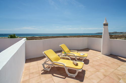 Photo 1 - Maison de 2 chambres à Lagos avec terrasse et vues à la mer