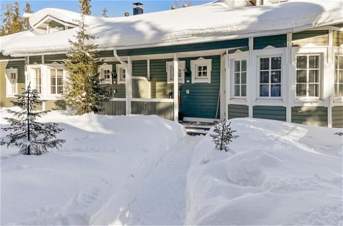 Foto 3 - Casa de 2 habitaciones en Kuusamo con sauna y vistas a la montaña