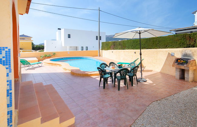 Casa de 5 quartos em Calp com piscina privada e jardim - Foto 18