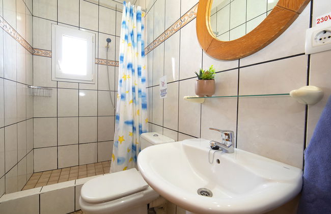 Casa de 5 quartos em Calp com piscina privada e jardim - Foto 14