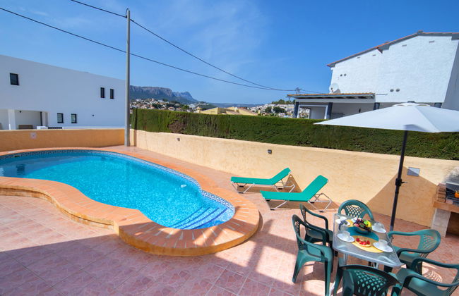 Casa de 5 quartos em Calp com piscina privada e jardim - Foto 16