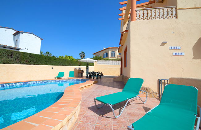 Casa de 5 quartos em Calp com piscina privada e jardim - Foto 19