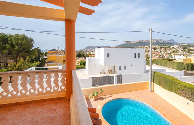 Casa de 5 quartos em Calp com piscina privada e jardim - Foto 24